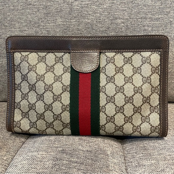 GUCCI Clutch - Picture 12 of 15